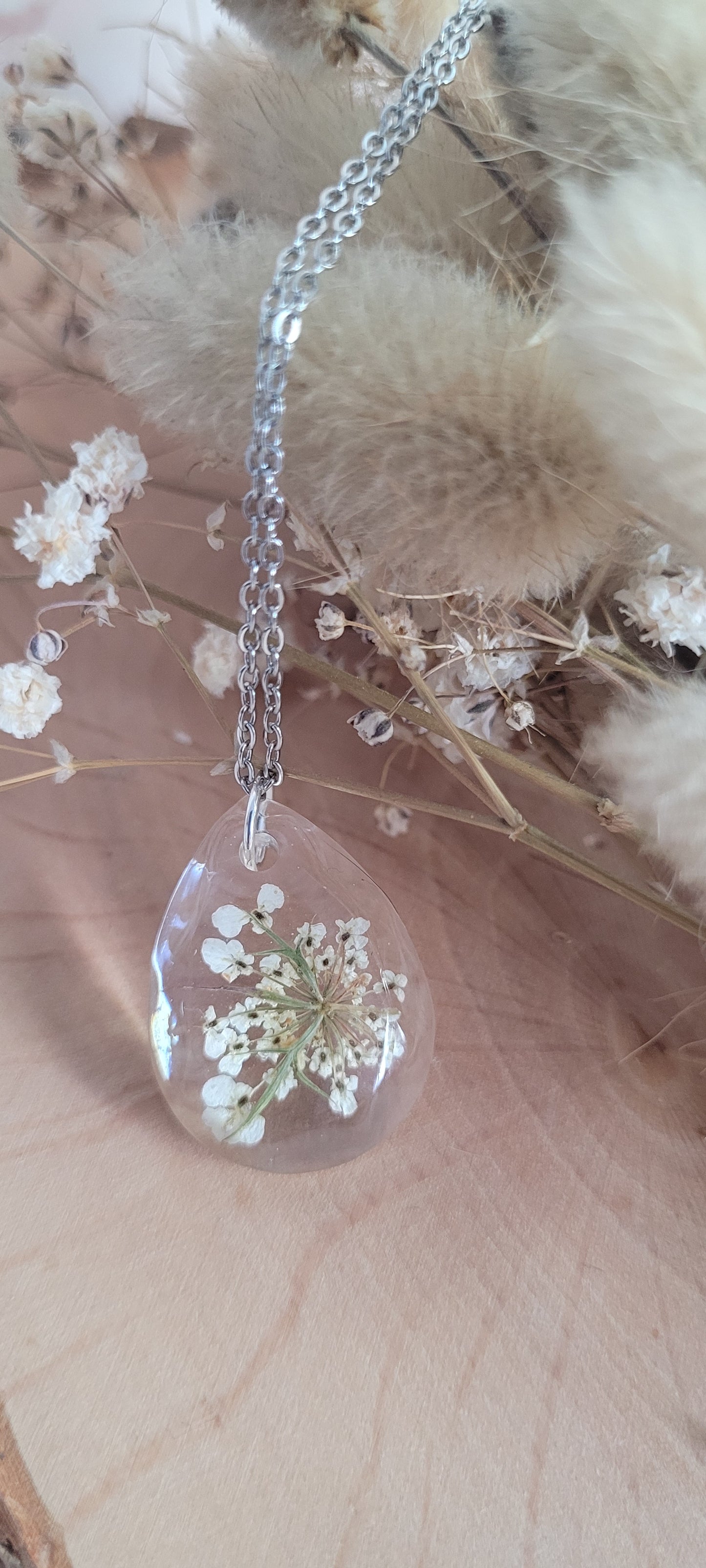 Collier Fleurs de carottes sauvages