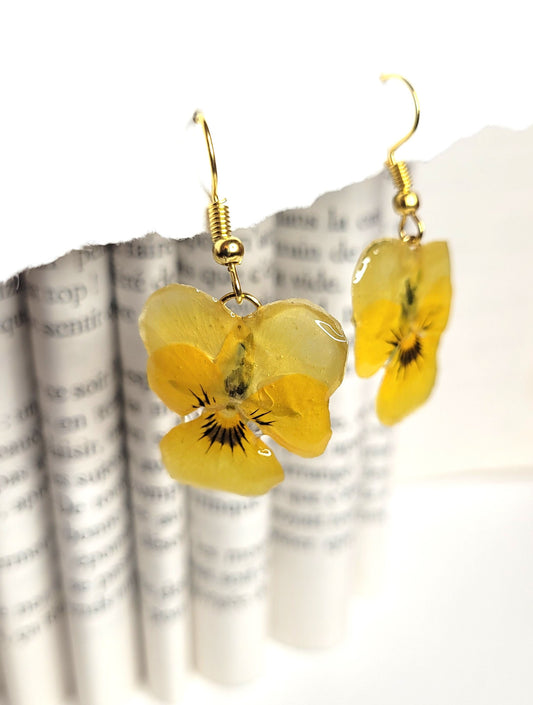 Boucles d'oreilles pensées