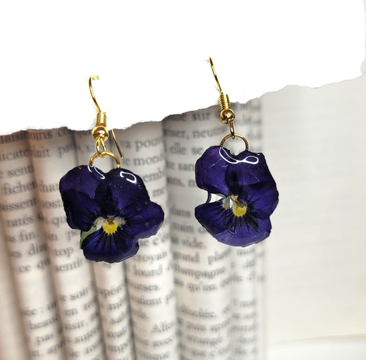 Boucles d'oreilles pensées