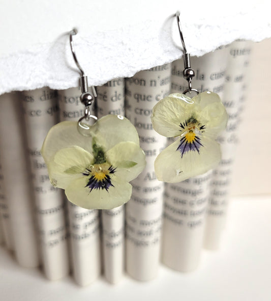 Boucles d'oreilles pensées