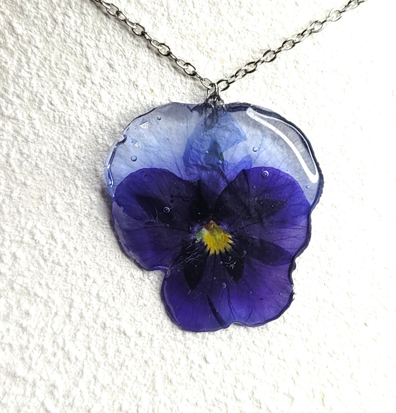 Collier pensée bleue