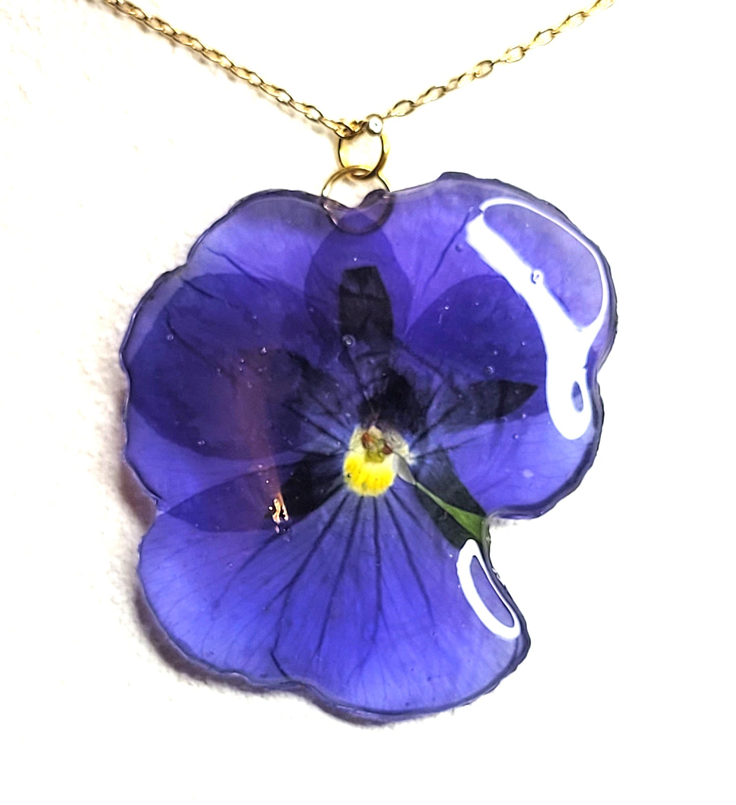 Collier belle  pensée bleue