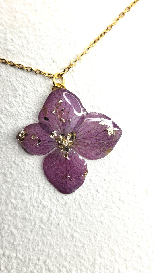 Collier fleur d'hortensia
